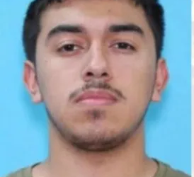 Policía de Laredo y Crime Stoppers buscan a Oswaldo Isaí Urbina
