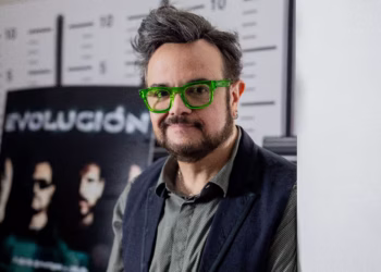 Aleks Syntek anuncia que se alejará de México tras abucheos y polémica en la Benito Juárez