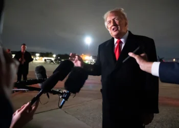 Senadores exigen a Trump abandonar plan de diésel ruso
