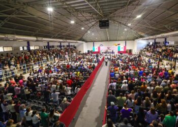 Acompañó Alcalde Carlos Peña Ortiz a Gobernador Américo Villarreal Anaya en encuentro “4 Años Transformando Río Bravo”